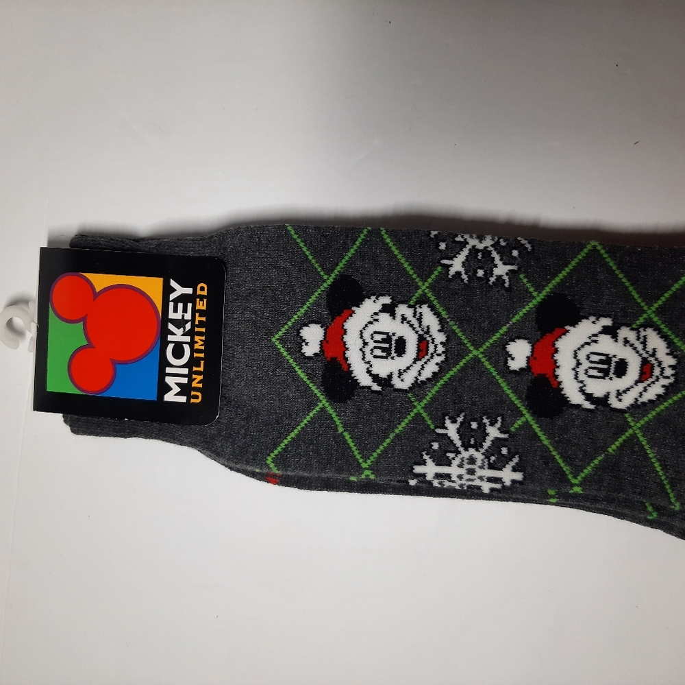 MIckey Unlimited Santa Mickey Socks vintage